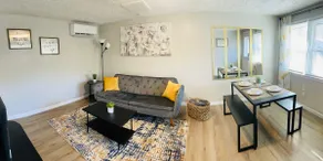 Secret Hideaway-10min to d’town Chatt, Cozy, Modern & Quiet, Perfect for Teleworkers/Healthcare, 1K1Q+Futon - Image 2