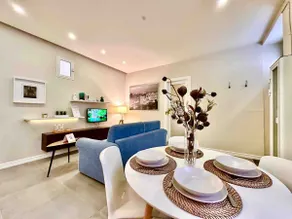 Beautifully Designed Apartment By The Sea - Image 5
