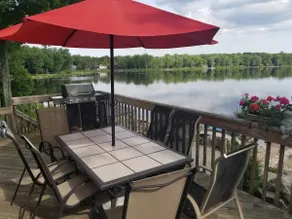 Poconos•LAKEFRONT •10kayaks•lake•boat•2supboards - Image 4