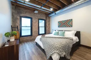 Walkable Downtown Loft w/ King Bed & Self Check in - Image 4