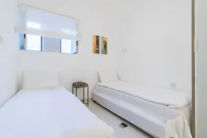 Modern Pearl ⚜ Gorgeous Apt. In Jerusalem Old City - Image 3