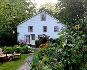 Garden House Apartment - Image 2