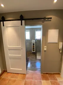2 room apartment with internal kitchen and bathroom. - Image 2