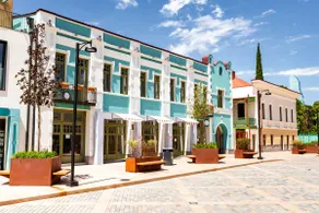 Lela's Stylish House in the Heart of Tbilisi - Image 2