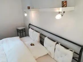 Beautiful double room in the historic old town - Image 4