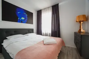 No. 11 - The Penthouse in City Center - Image 3