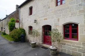 Character house dating back to 1739 - Image 3