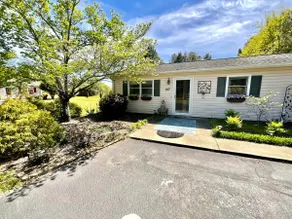 147 Parker’s Home Away - Image 2
