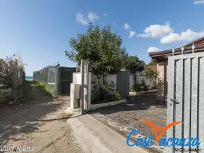 Villa Nikita – With Facilities and Parking Space - Image 2