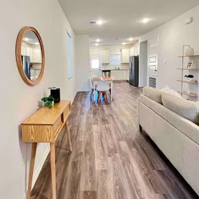 Cozy, Comfortable Home with Games and a Pool - Image 4