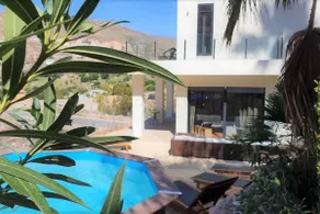 Villa André con Piscina, Barbacoa, Wifi & Satélite - Image 2