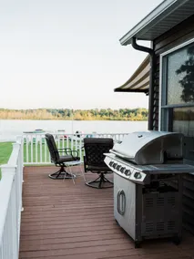 Treloar Lakeside Cottage - Image 5