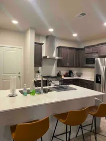 Modern Comforts: 3-Bedroom Townhome w/ 2 kid friendly community pools - Image 5