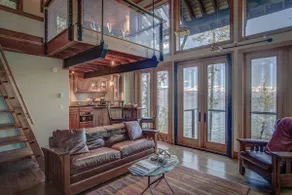 Romantic Four Season Retreat Private Lakefront Gem - Image 5