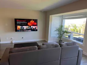 Private 1bd 1 ba suite w/ lake views - Image 4