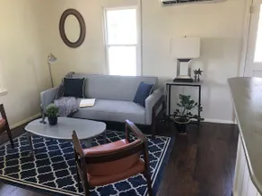 The Cottage in West Plains - Image 5