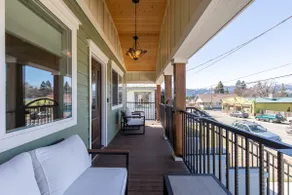 The Downtown Flat - Mount Shasta - Image 4