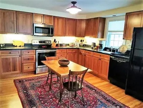 Fieldstone Farm Vacation Rental on Lake Montrose - Image 2