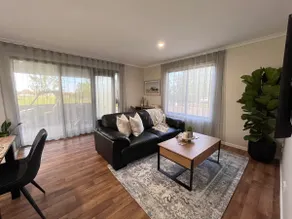 Diggers Rest farm stay close to airport/ sunbury - Image 2