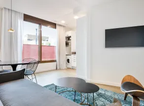 Vale Suites, Penthouse • 1 Bedroom • 2 Private ... - Image 5