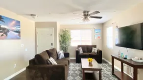 Delightful three-bedroom Home Near Ag Expo Center - Image 2