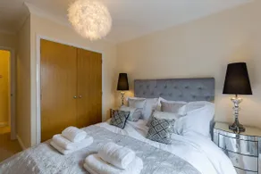 Millwalk Apartment - Image 5