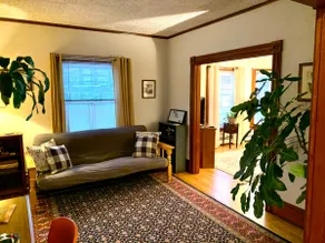 Odie's Cute 1 Bedroom Apartment - Image 4