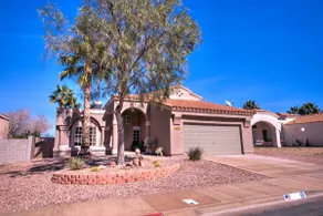 Las Vegas Home 3BD 2 BA Pool Outdoor Kitchen - Image 4
