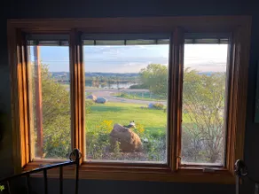 Missouri River Farm Island View Home w/ patio - Image 4