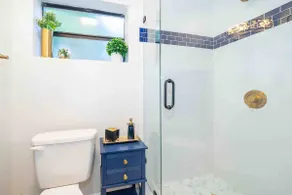 Suite Retreat - Image 5