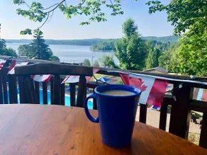 The Muskoka Lake Side Ski Chalet with Hidden Valley Resort Access minutes from Downtown Huntsville - Image 3