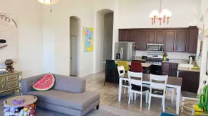 *Must Look* Upscale Private Home w/ Sunset Views - Image 4