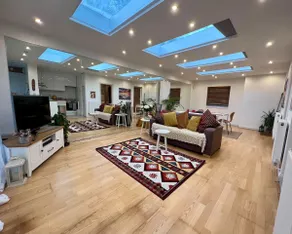 Beautiful Garden View Apartment London - Image 2
