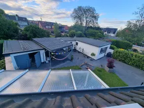 Nice semi-detached house with garden and parking area - Image 5