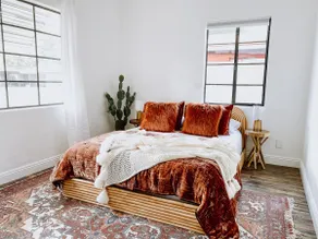 New. DT Trendy Bungalow in Tempe w/great backyard - Image 5