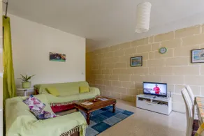 Bellevue Luzzu apartment w seaview wifi ac heating - Image 4