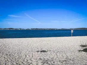 Greenport Walk to beach & vineyard from this brand new home - Image 2