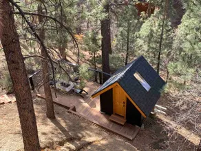 Upscale cabin, mini-split AC, spa, pool table - Image 4