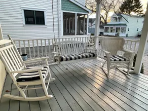 Lakeside Chautauqua Golden Home - Linens Included! - Image 4