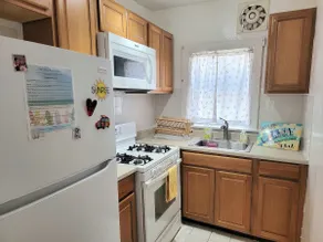 SUN-SOAKED 2nd Floor apartment in Ventnor - Image 4