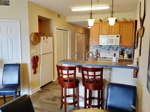**Lakefront Condo at SML** Mariner’s Landing - Image 5