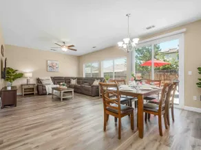 3 BR Home Near 3 Natn’l Parks & Close to Airport - Image 2