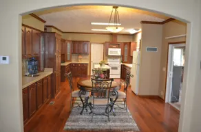 Actual Lake Front-Family Friendly LonePine Retreat - Image 5