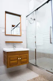 YvonneEx Luxury Apartments - Image 5