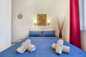 VIC- SEAFRONT Apartment - Image 4