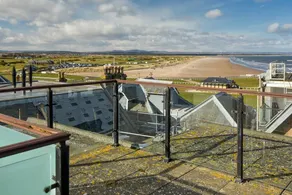 Town house overlooking the Old Course | Sleeps 8 - Image 2