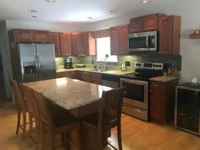 Privacy yet close to downtown Saratoga Springs - Image 2