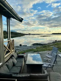 Beautiful cabin without neighbors by the lake - Image 3