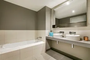 One Bedroom Apartment in Brighton - Image 5