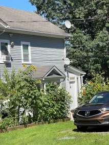 Newly Renovated near Lake Wallanpaupack Sleeps 4-8 - Image 2